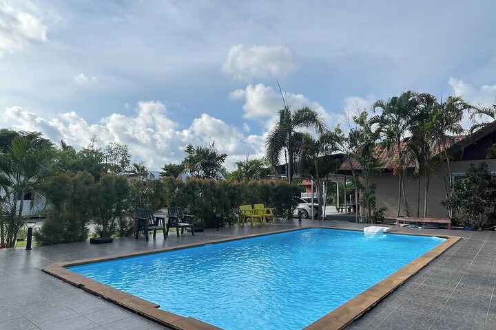 Pool 92 of 109