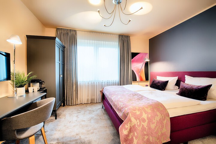 Room 16 of 54