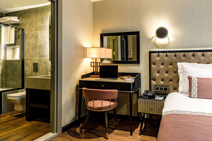 Room 56 of 107