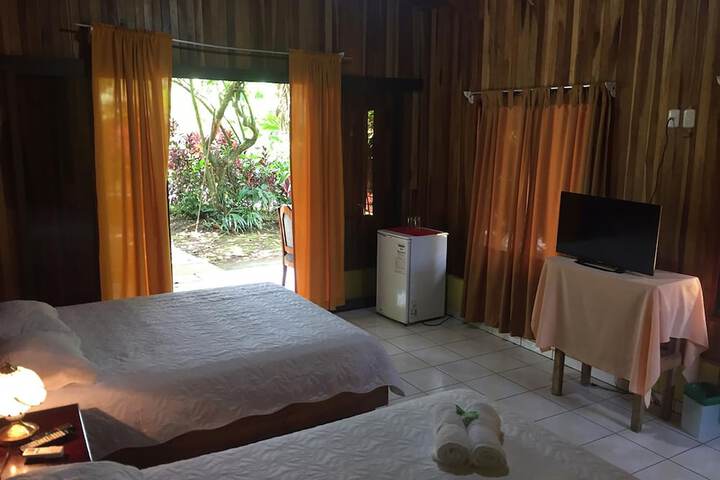 Room 6 of 49