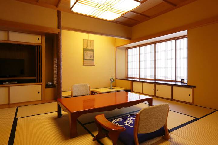 Room 18 of 67