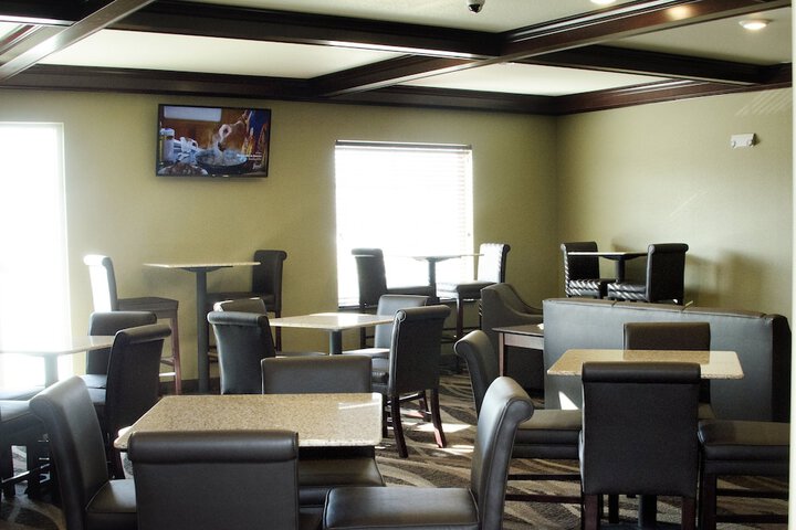 Breakfast/Coffee Service 34 of 40