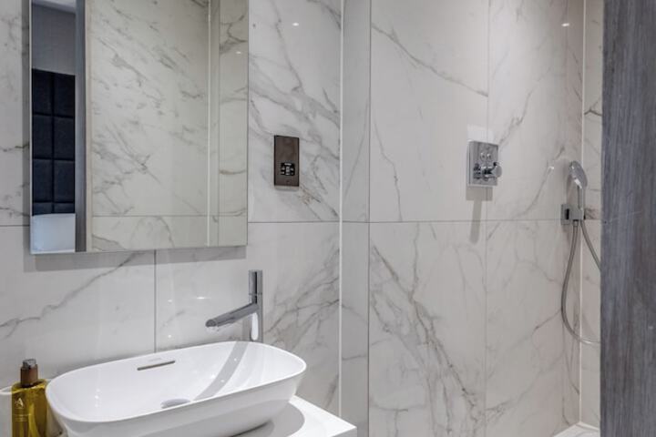 Clean Restrooms