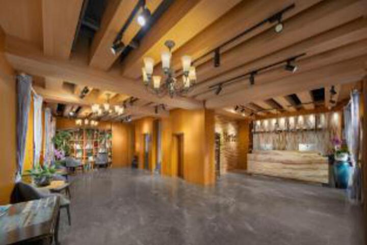 Harbin Central Street Lvyue Boutique Hotel (Saint Sophia Church)