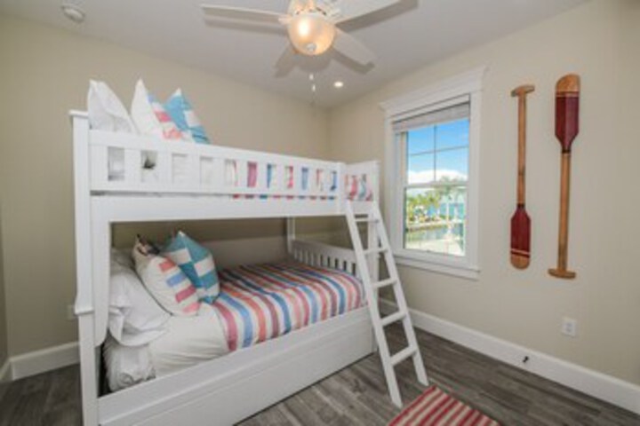Room 22 of 25