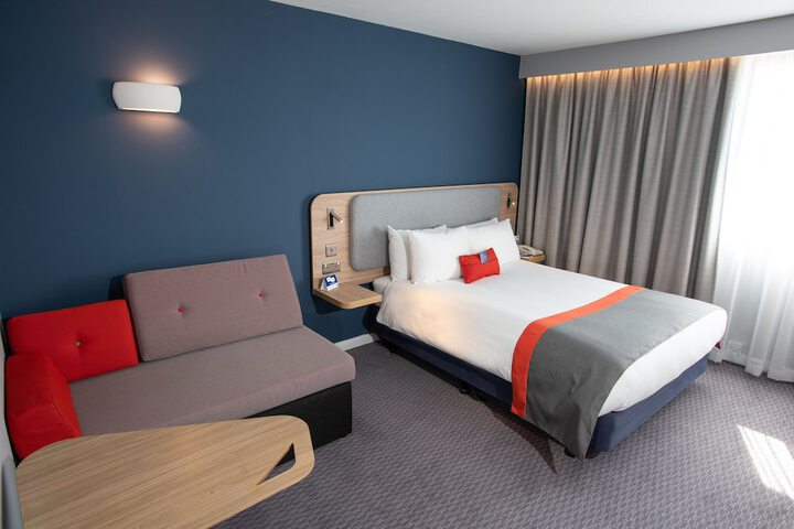 Room 3 of 22