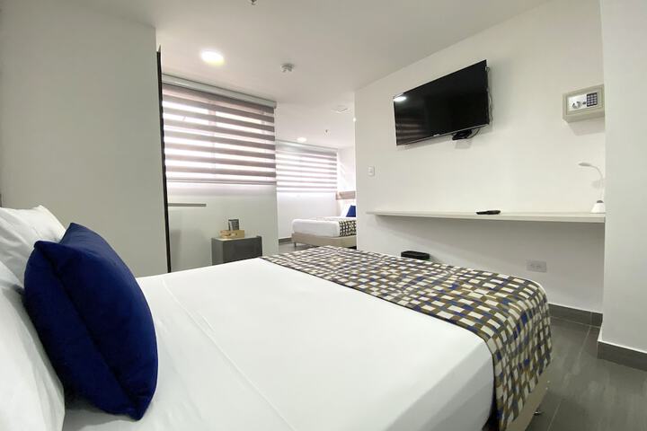 Room 33 of 81
