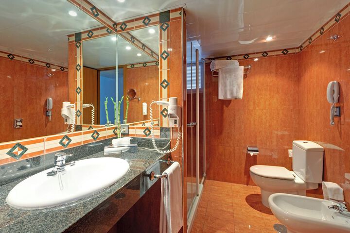 Bathroom Interior Photo