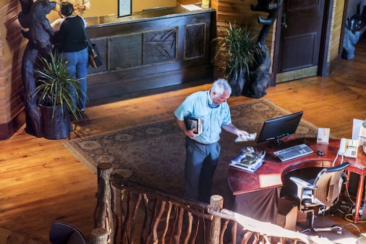 Hotel Interior 5 of 117