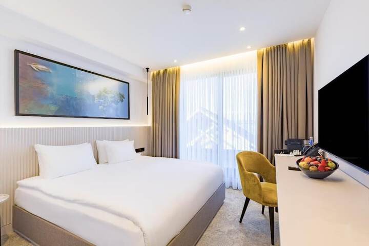 Room 17 of 55