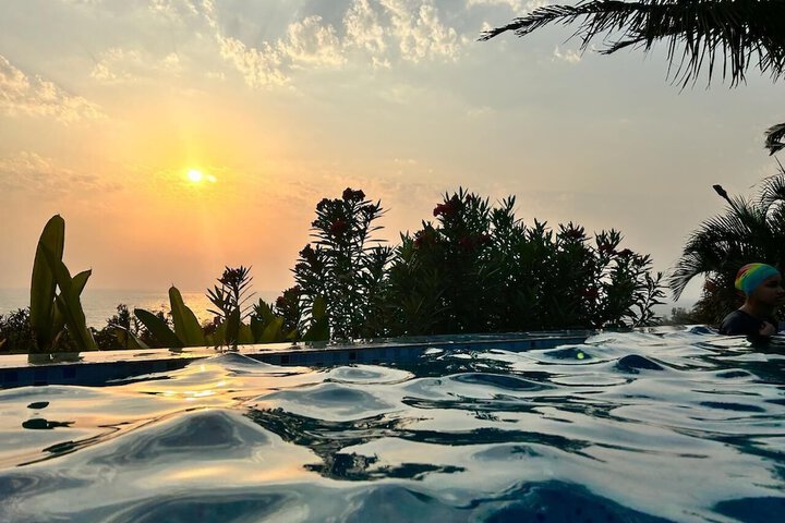 Pool 7 of 25