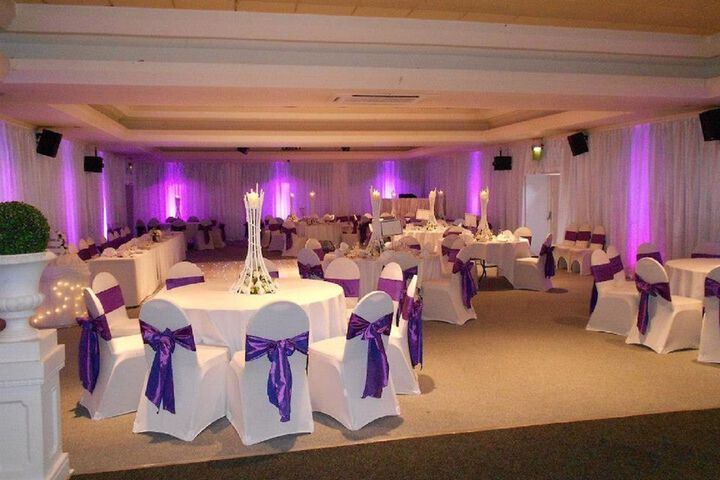 Ballroom/Hall 21 of 29