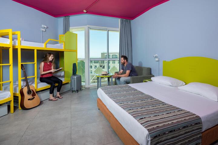 Room 36 of 115