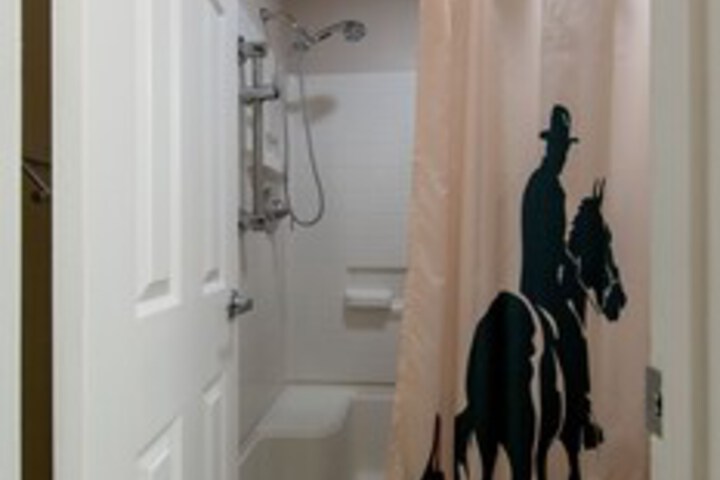 Room 9 of 21