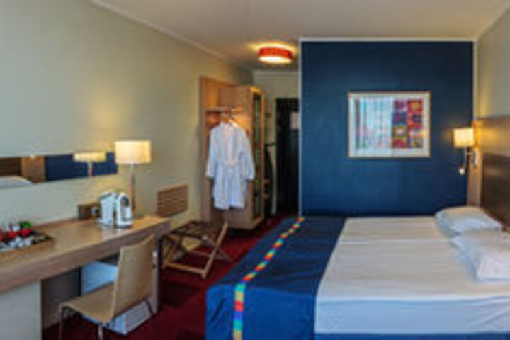 Room 41 of 75