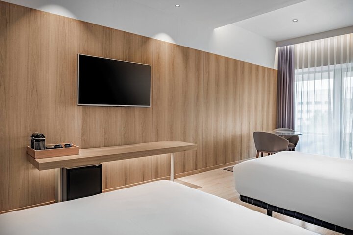 Room 55 of 124