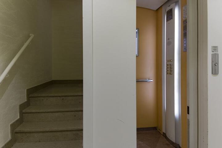 Hotel Interior 564 of 645