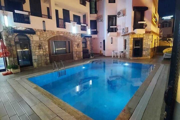 Maji Hotel