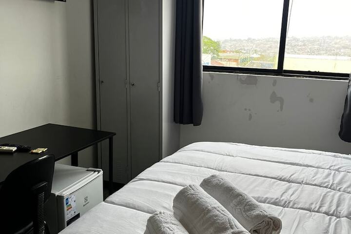 Room 21 of 29