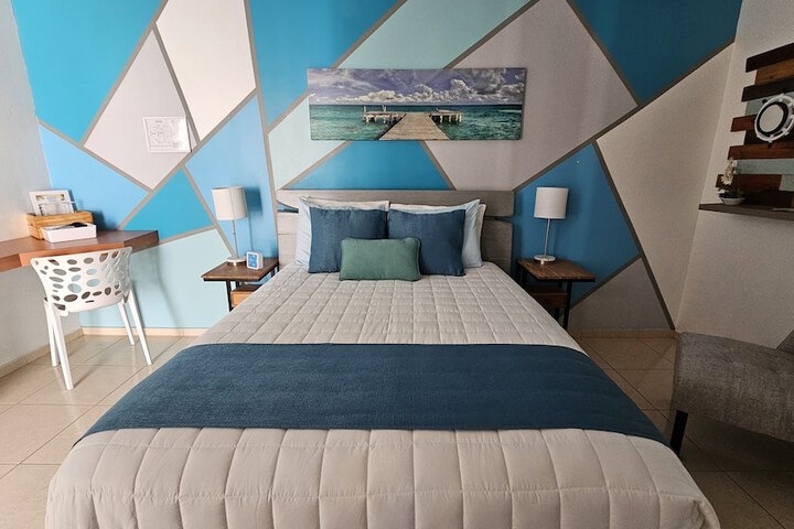 Aqua Marina Beach Club