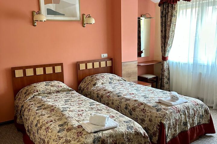 Room 14 of 44