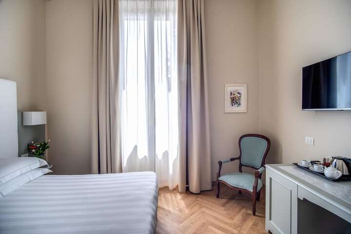 Room 34 of 67