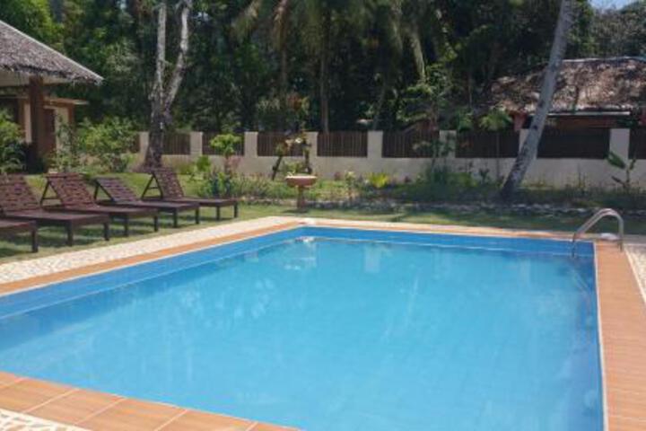 Pool 16 of 41