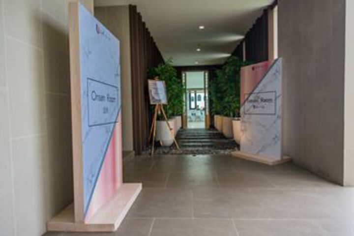 Ballroom/Hall 16 of 58