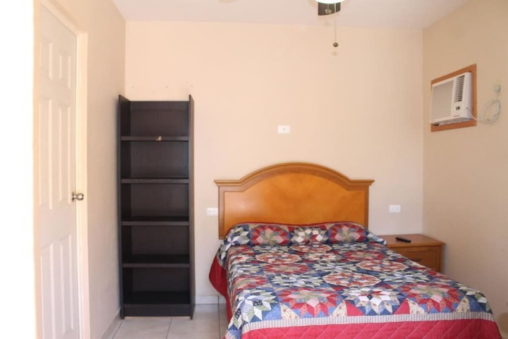 Room 5 of 18