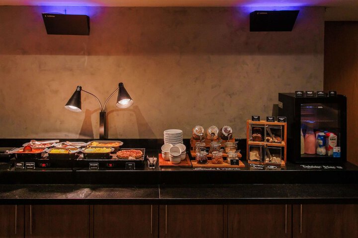 Breakfast/Coffee Service 51 of 133