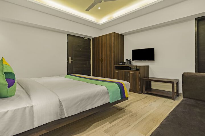 Room 20 of 36