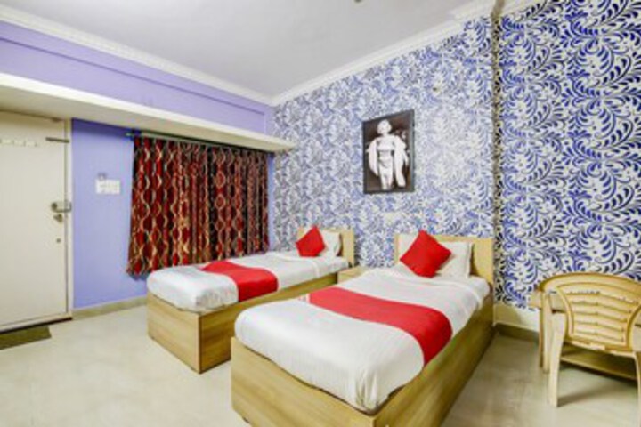 Room 33 of 41