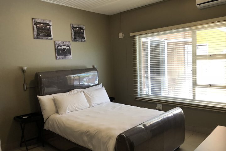 Room 8 of 48