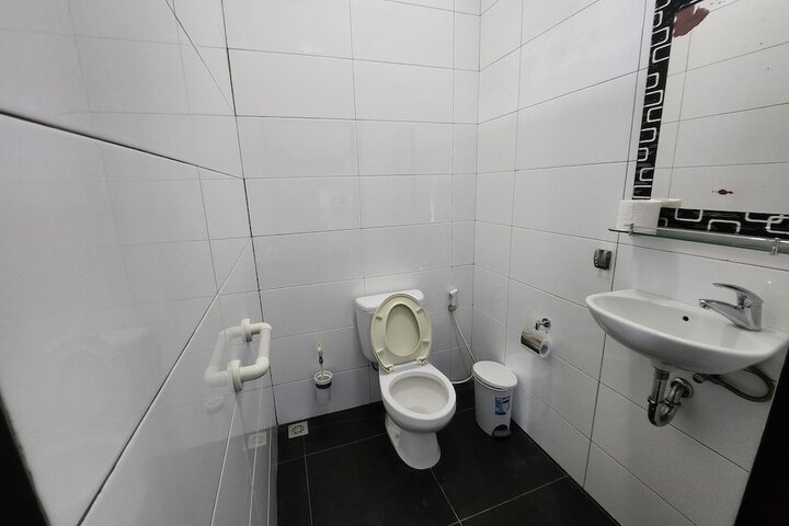 Room 55 of 111