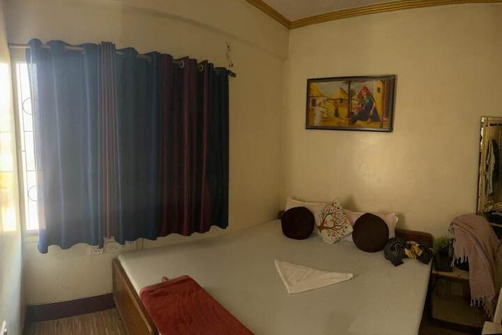 Room 10 of 19
