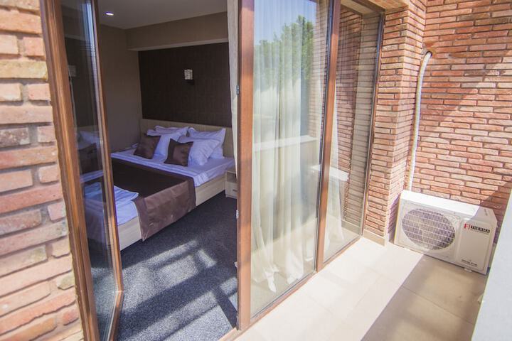 Room 15 of 45