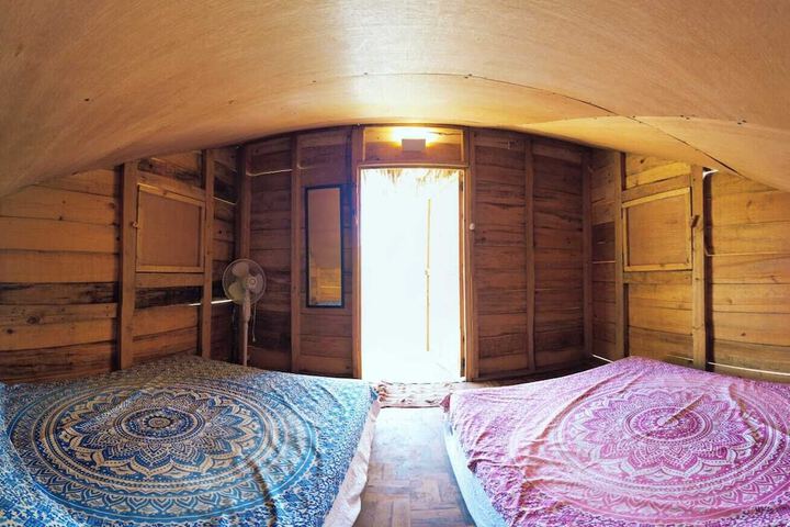 Room 7 of 46