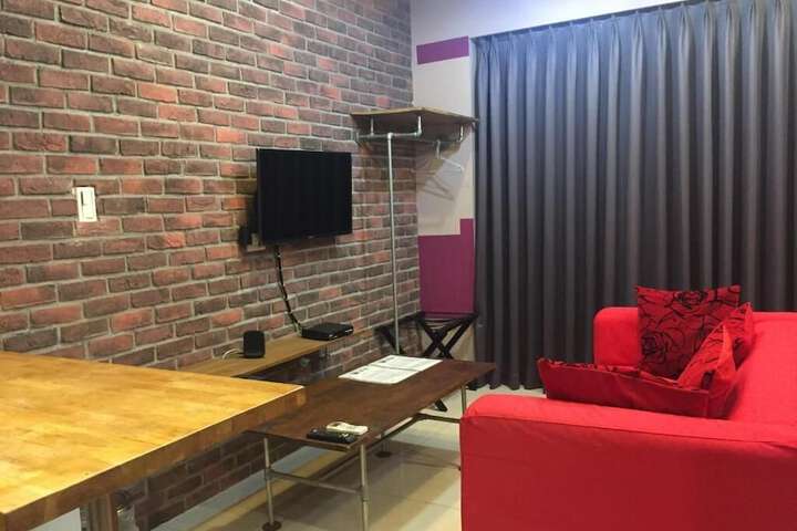 Room 12 of 26