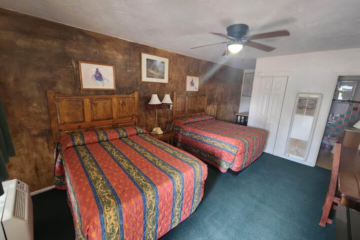 Room 4 of 14