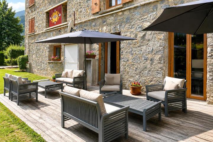 Photo 10