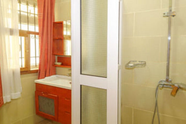 Room 3 of 36