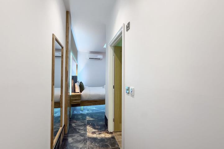 Room 79 of 134