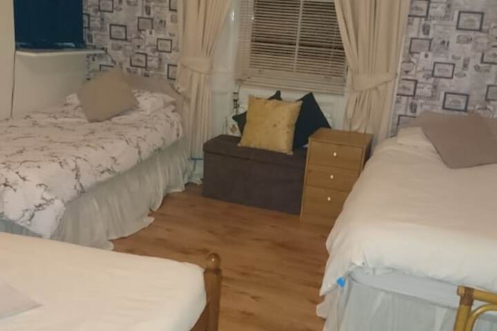 Room 9 of 52
