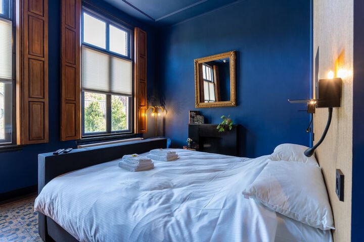 Room 10 of 58