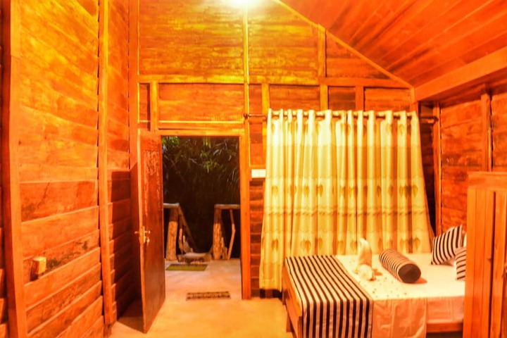 Room 20 of 49