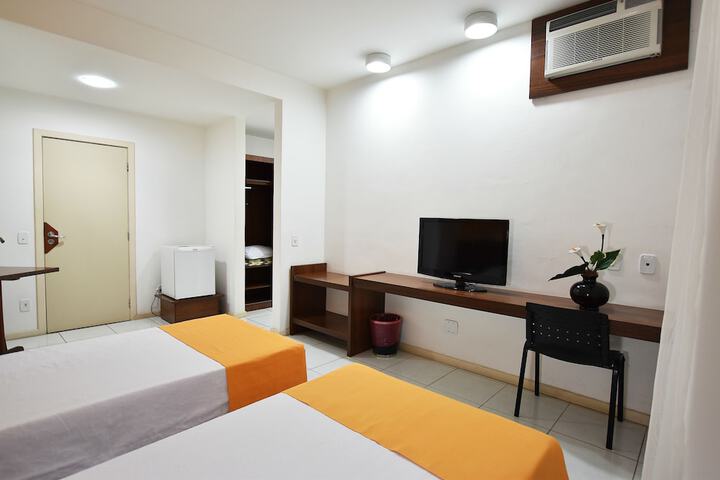 Room 8 of 52