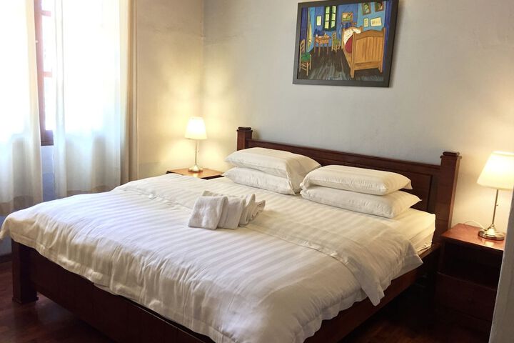Room 3 of 27