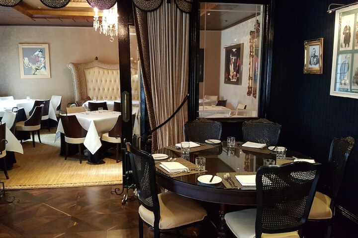 Dining 42 of 61