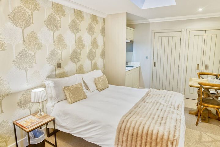 Room 7 of 26