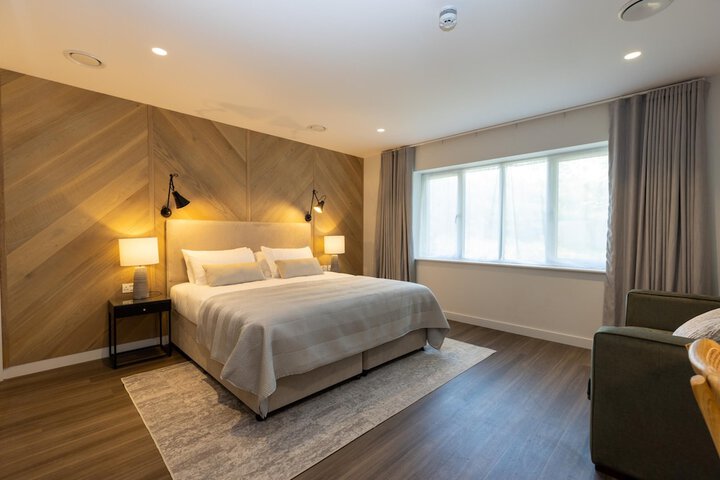 Room 10 of 81